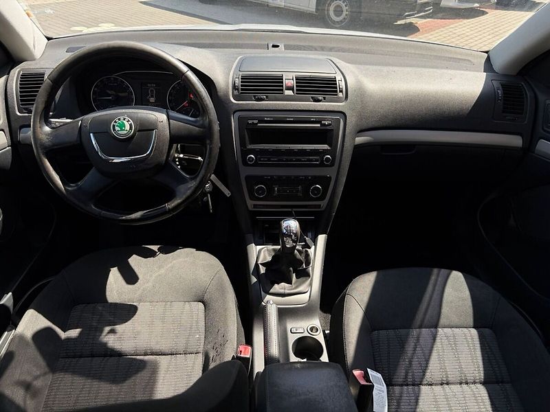 Škoda Octavia 1.9 TDI Combi - fotka 14 z 15