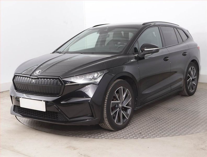 Škoda Enyaq (2022) Sportline iV 60 (62 kWh) - fotka 2 z 18