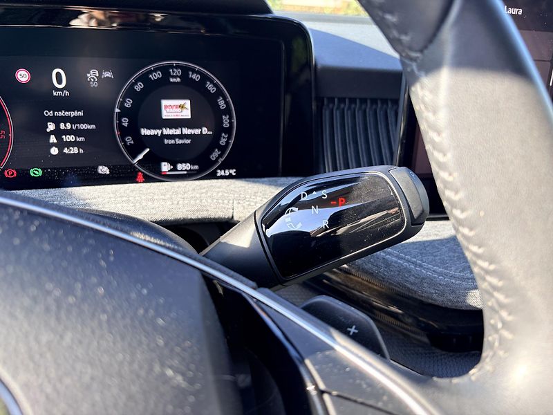 Škoda Superb SELECTION 2.0TDI 110KW DSG LED - fotka 28 z 68