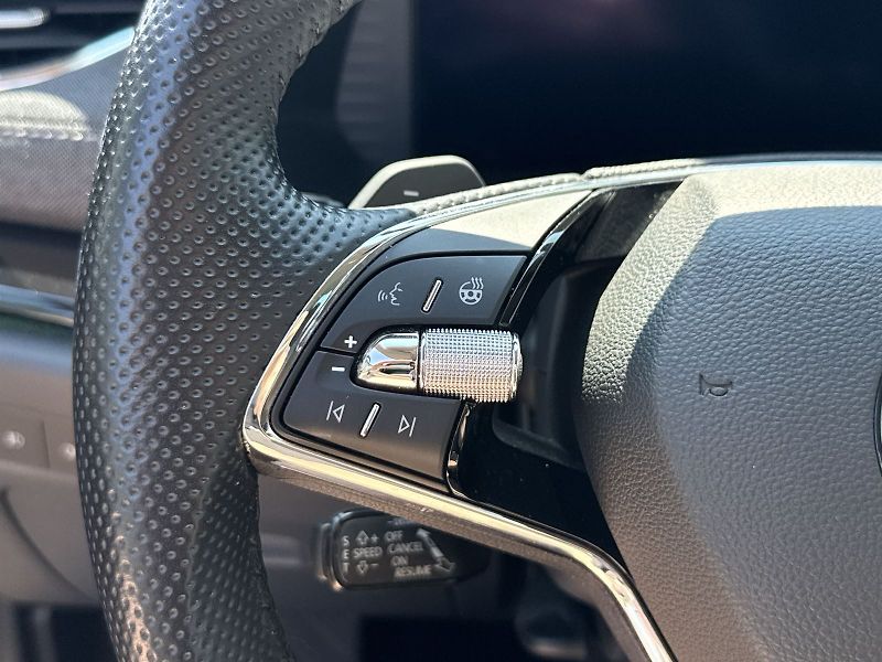 Škoda Octavia (2024) Combi 2.0 TDI 4x4 DSG Style - fotka 14 z 35