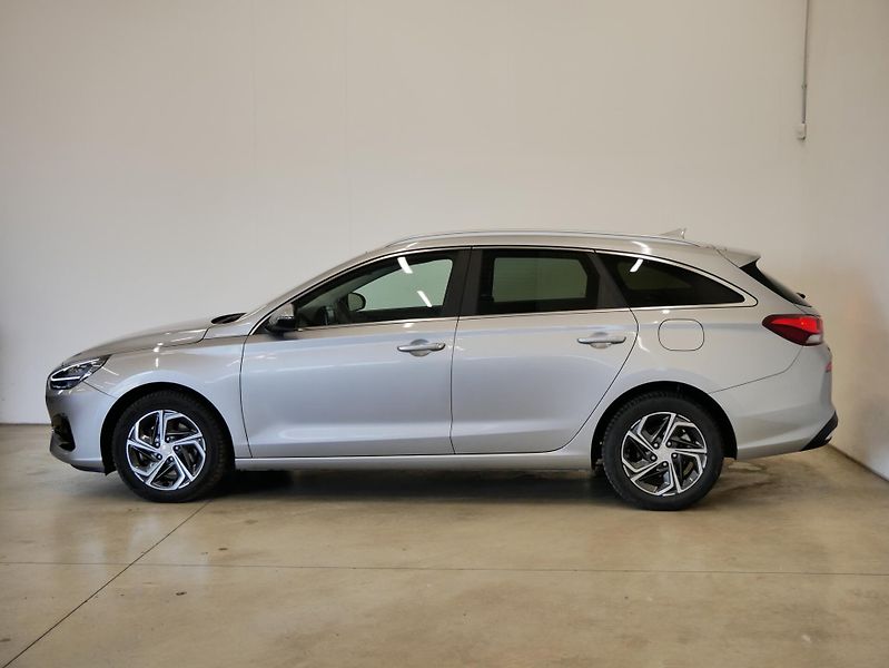 Hyundai i30 - fotka 3 z 24