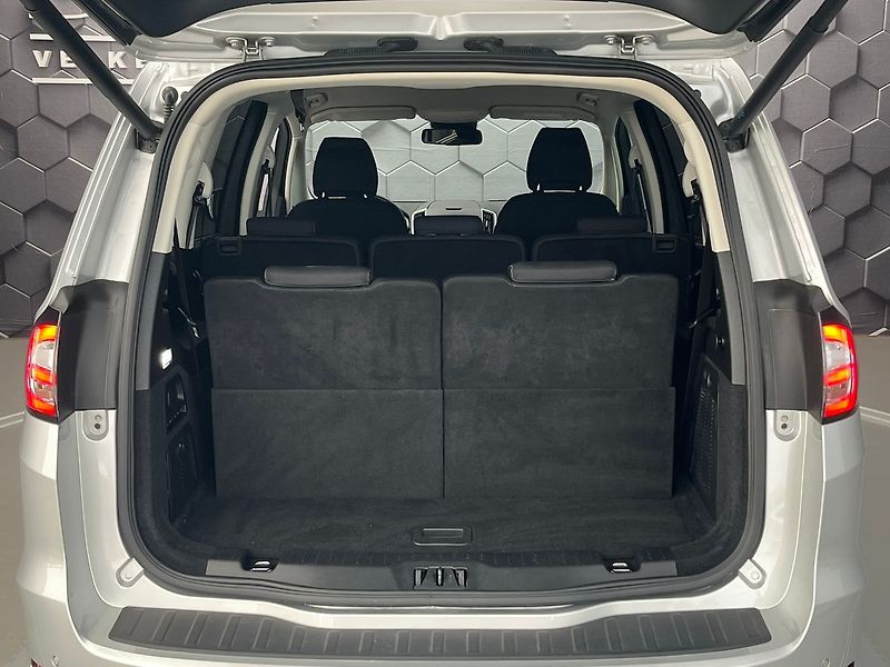 Ford Galaxy 2,5 HEV Titanium 7míst - fotka 40 z 70