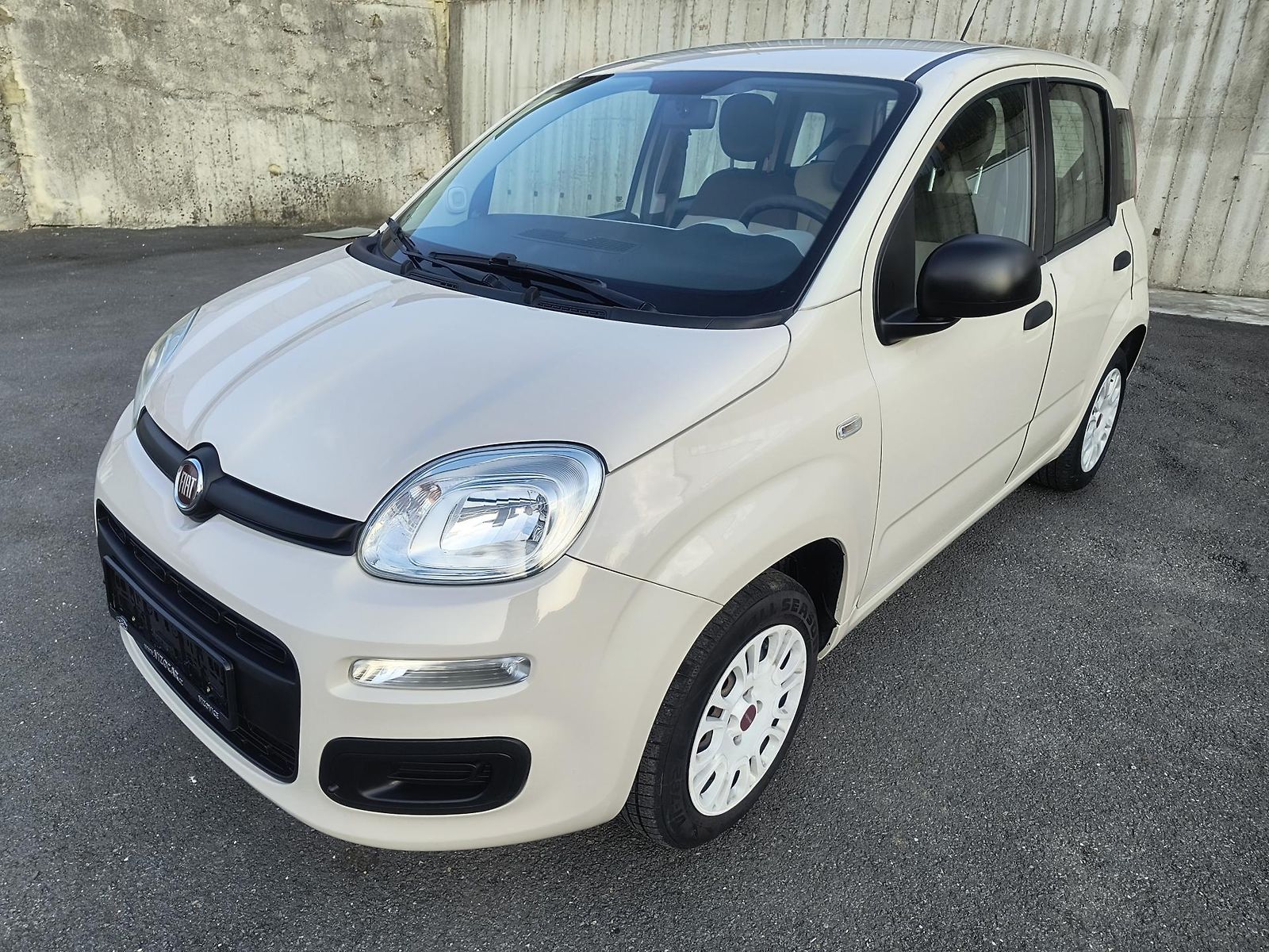Fiat Panda 1.2 AUTOMAT NESEHNATELNÁ VERZE