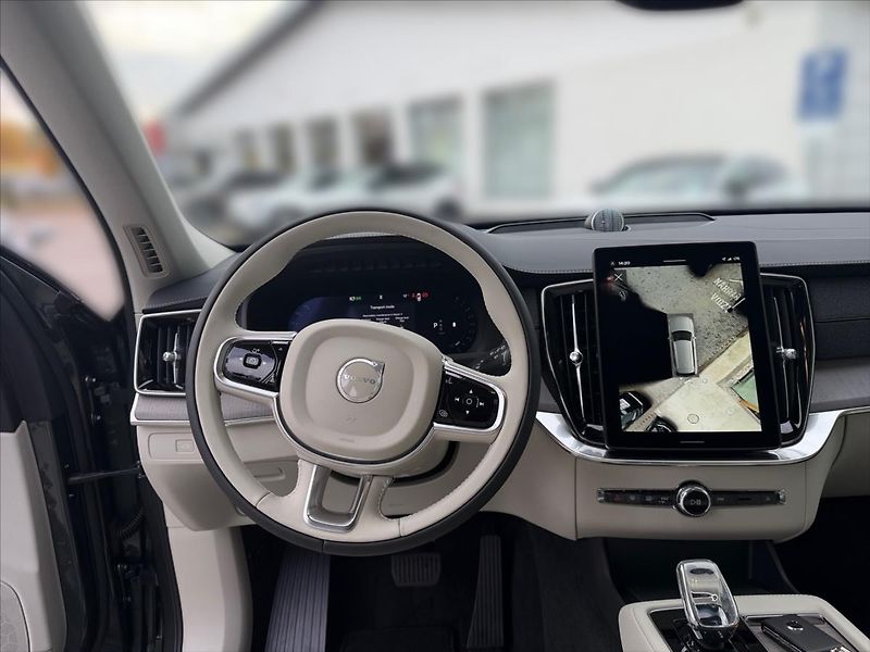 Volvo XC90 (2026) 2,0 XC90B5 Plus Bright 7752 - fotka 8 z 14