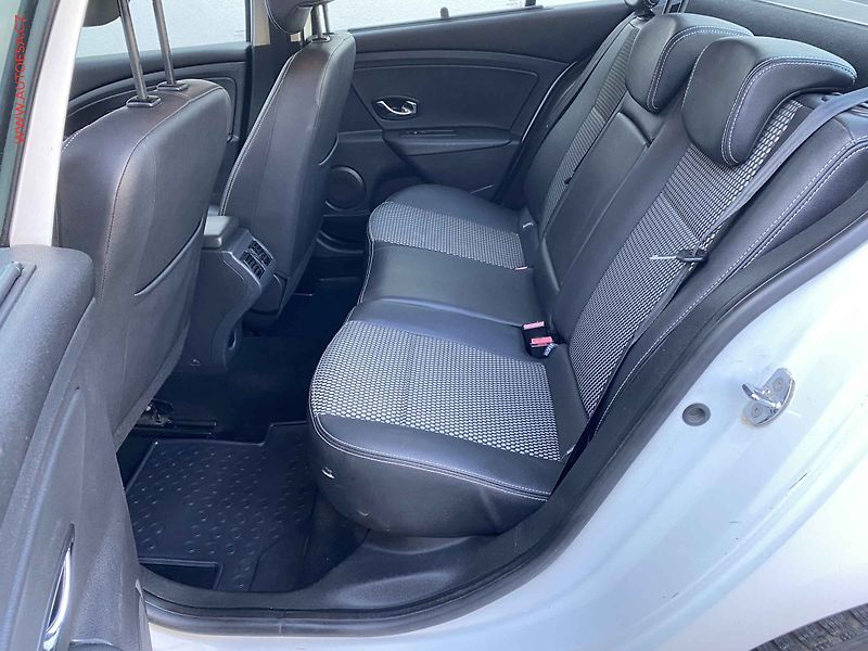 Renault Fluence (2012) 1.6 16V, AAC, tempo - fotka 10 z 16