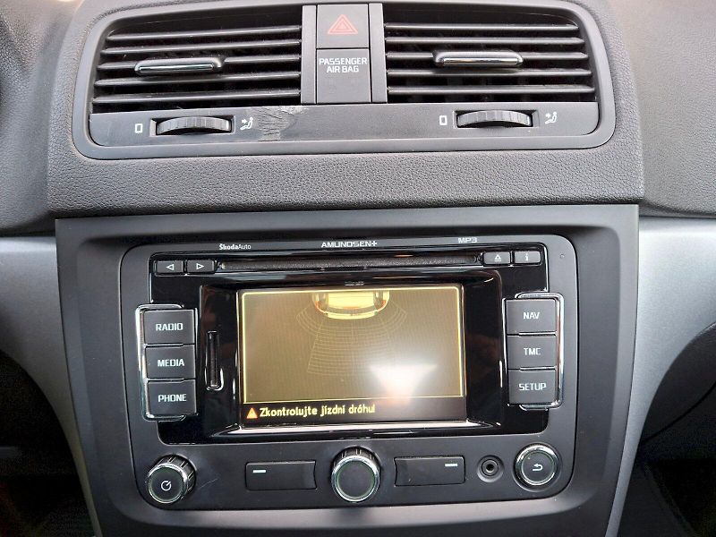 Škoda Yeti (2014) Active Plus DSG 1,2TSi 77kW - fotka 22 z 29