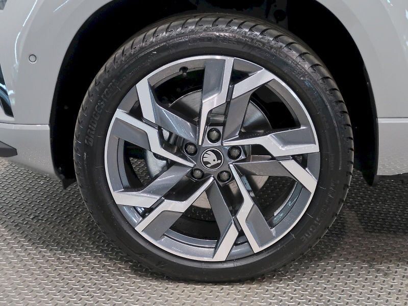 Škoda Karoq (2026) SPORTLINE 2.0TSI 140KW 4x4 DSG - fotka 12 z 44