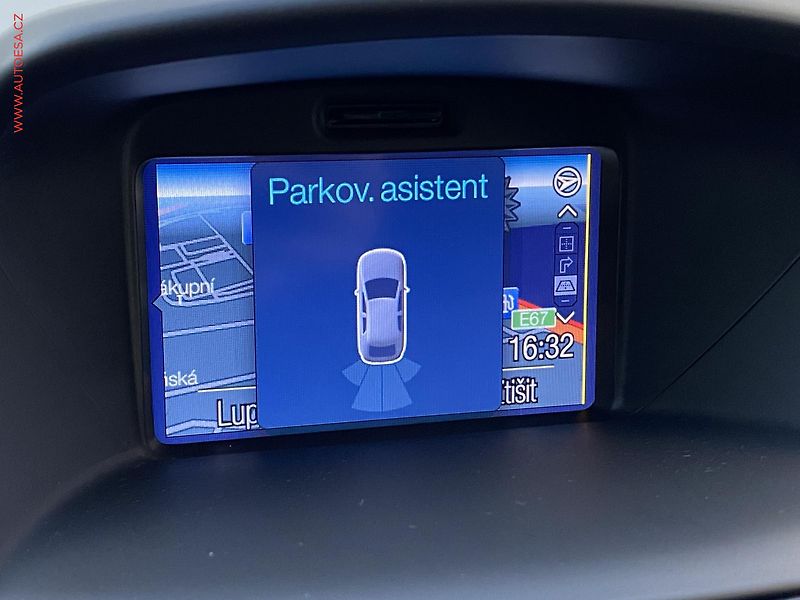 Ford Fiesta (2017) 1.5 TDCi, Titanium, navi - fotka 17 z 18