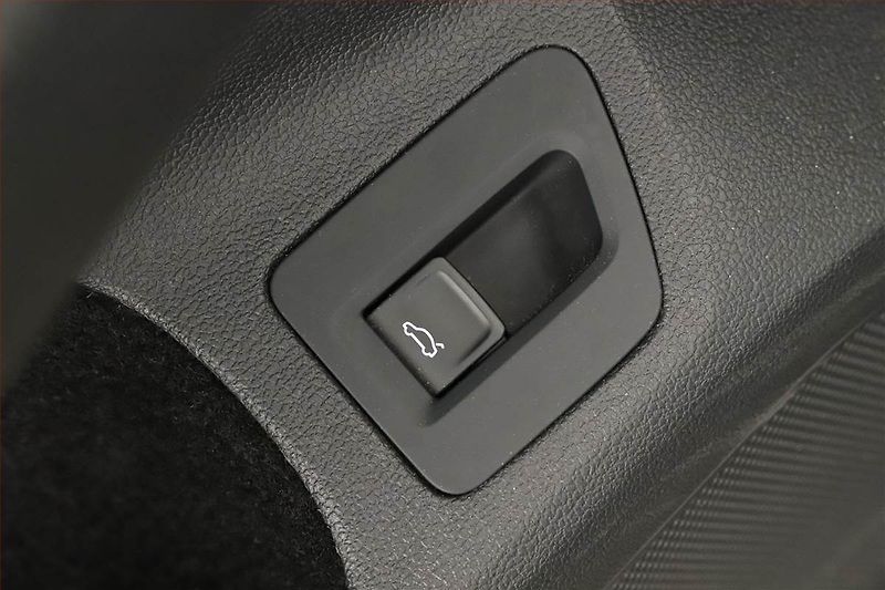Volkswagen Arteon (2019) Elegance 2.0 TSI - fotka 20 z 21