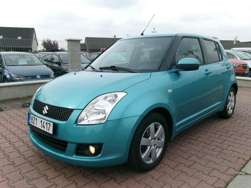 Suzuki Swift (2009) 1,3i KLIMA - ZADÁNO - fotka 3 z 26