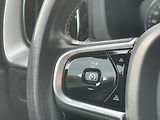Volvo XC60 B4 AWD R-Design H&K, TZ - náhled 15