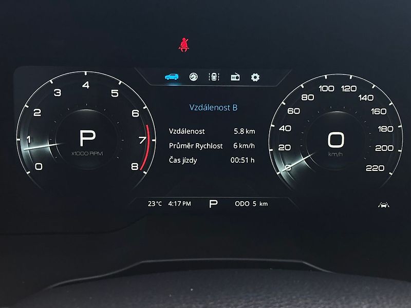 KGM Tivoli Grand Style plná výbava - fotka 16 z 21