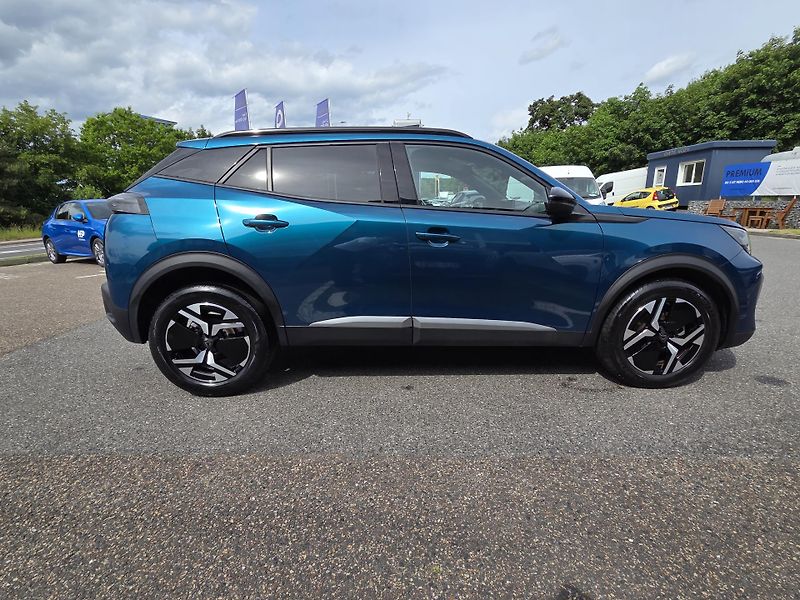 Peugeot 2008 (2025) 1.2 PT 100 ALLURE MAN6 - fotka 6 z 27