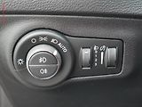 Jeep Compass (2018) 1.6 M-Jet, ČR, Longitude - náhled 17