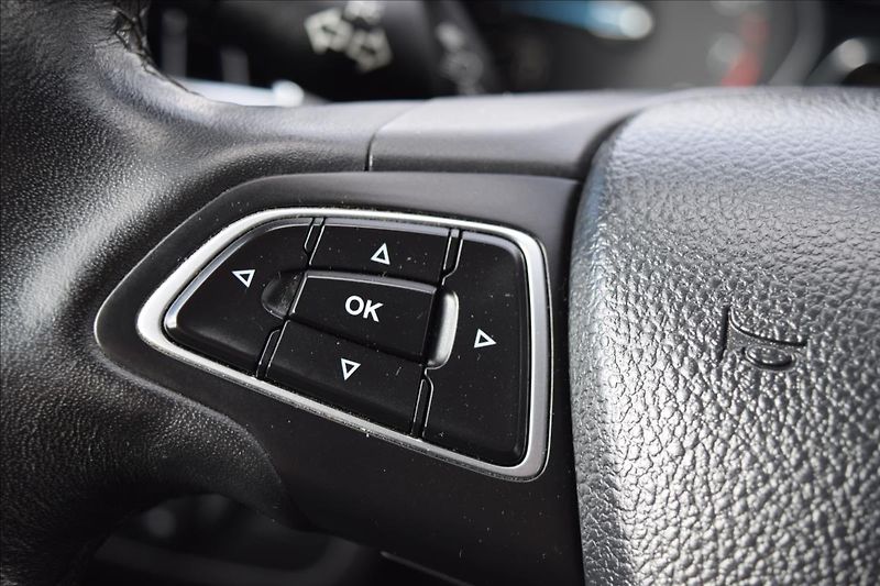 Ford C-MAX 1,0 I 92KW PO ROZVODECH ALU - fotka 37 z 53