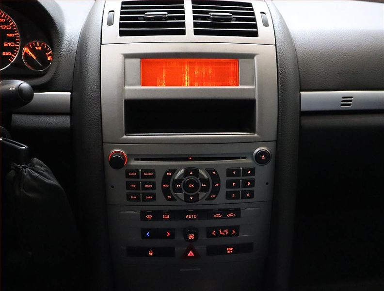 Peugeot 407 (2005) 1.6 HDi, Serv.kniha, nová STK - fotka 12 z 14
