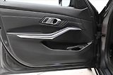 BMW Řada 3 2,0 320d 140 kW SportTouring S - náhled 24
