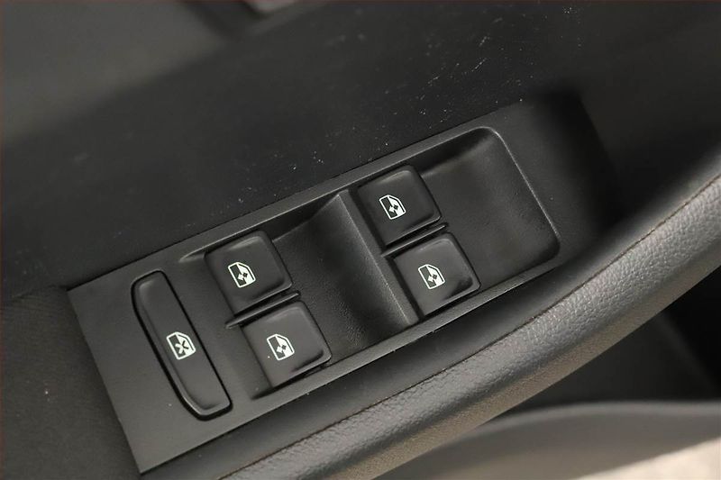 Škoda Fabia (2019) Monte Carlo 1.0 TSI - fotka 16 z 17
