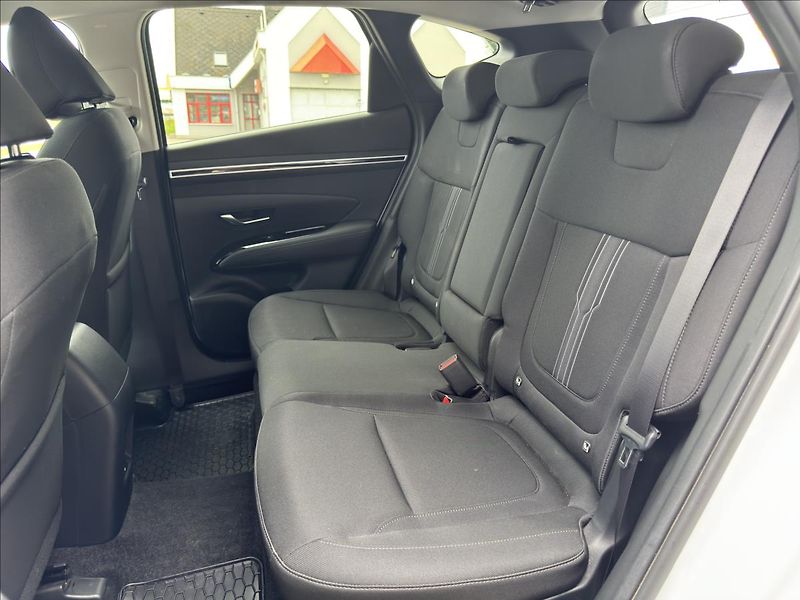 Hyundai Tucson 1,6 T-GDI AT Style 4x4 - fotka 11 z 18