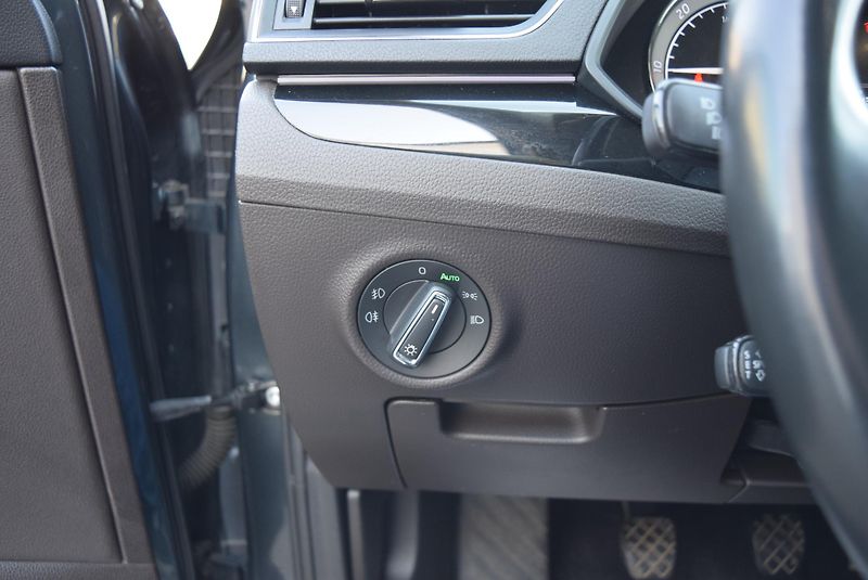 Škoda Superb (2017) 2.0TDI 110kw 4x4 L&K PAN TAŽNÉ - fotka 39 z 50