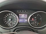 Mercedes-Benz Třídy M (2008) ML 420 CDI - náhled 11