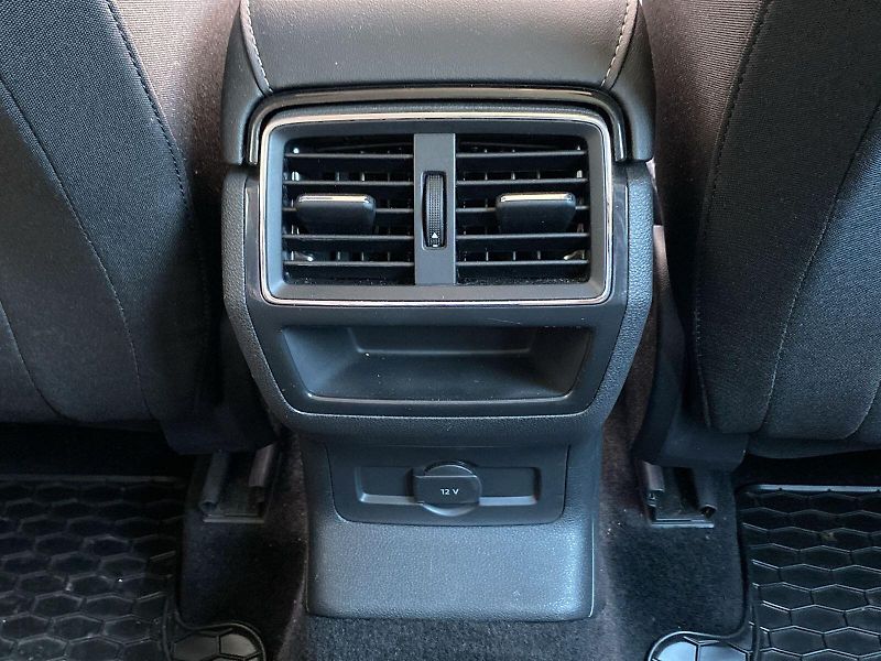 Škoda Karoq (2022) 1.5 TSI DSG Style + - fotka 20 z 31