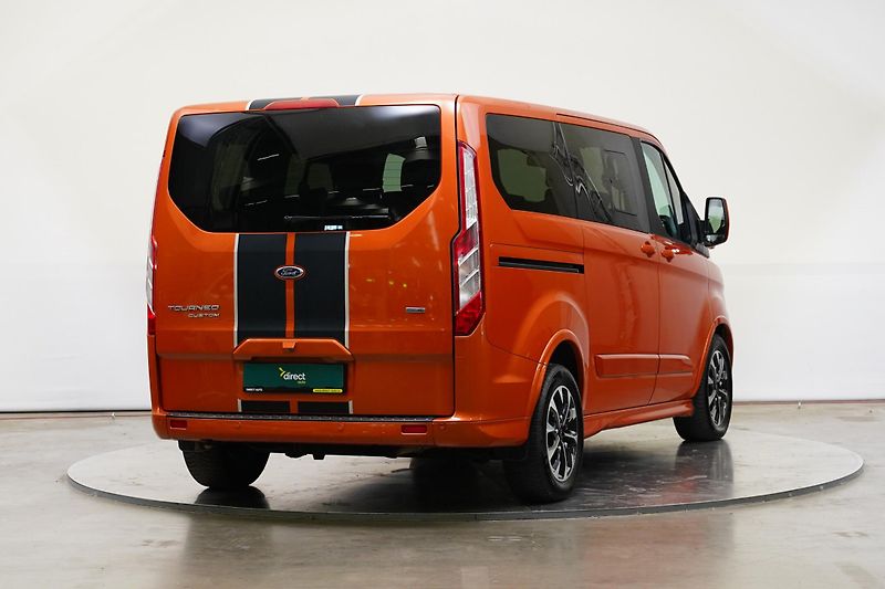 Ford Tourneo Custom - fotka 2 z 28