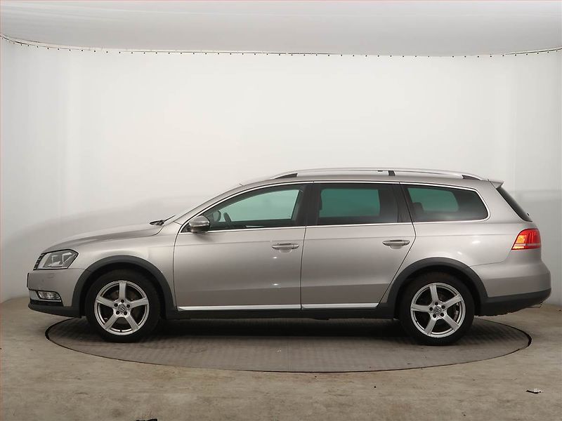 Volkswagen Passat (2015) Alltrack 2.0 TDI, 4X4 - fotka 3 z 14