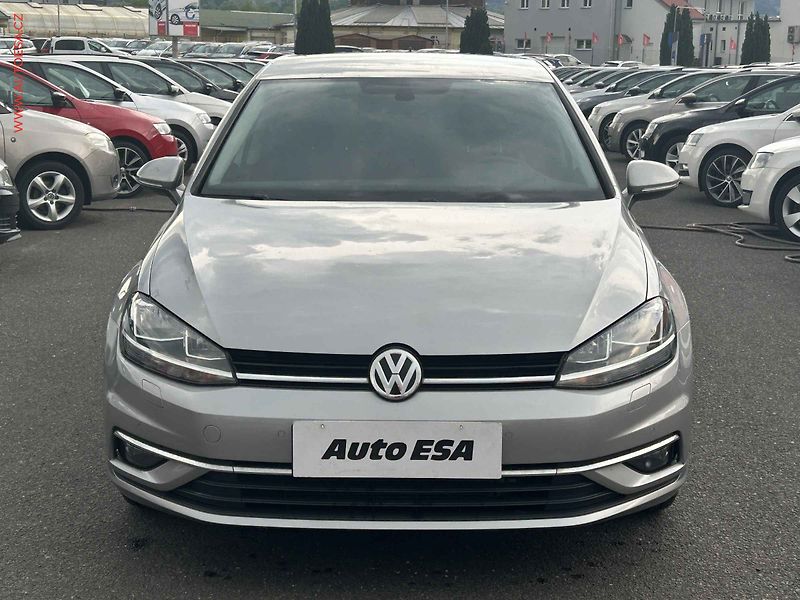 Volkswagen Golf (2018) 1.5 TSi, servis.kniha - fotka 2 z 18