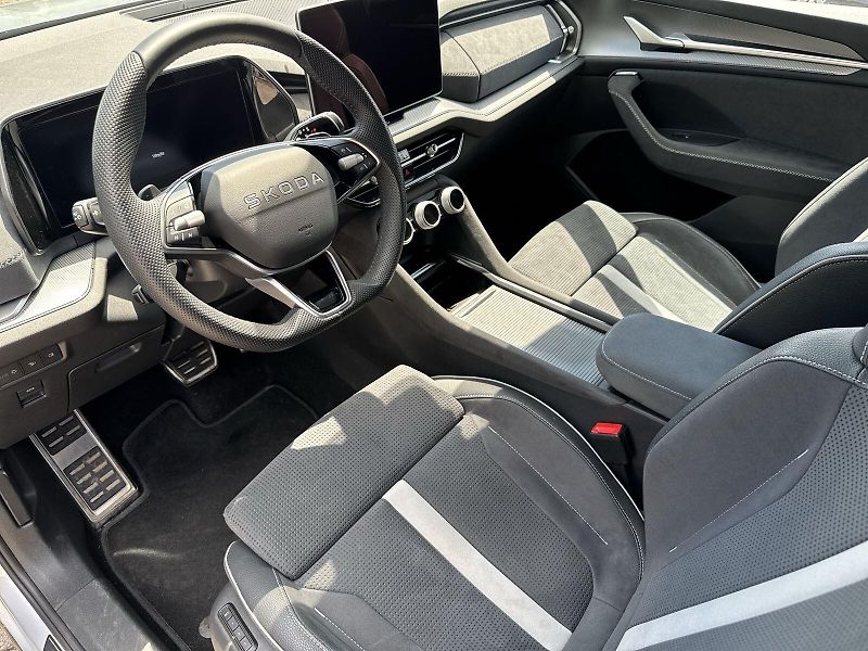 Škoda Kodiaq (2025) 2.0 TDI 4x4 DSG Sportline - fotka 6 z 35