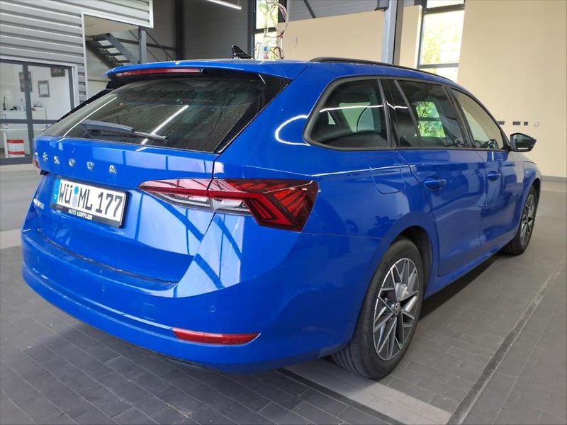 Škoda Octavia 2,0 TDI,TAŽNÉ,KEYLESS,MATRIX - fotka 4 z 11