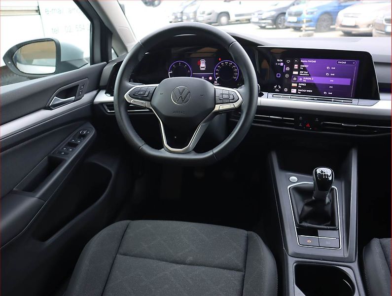 Volkswagen Golf (2024) Life 2.0 TDI - fotka 7 z 23