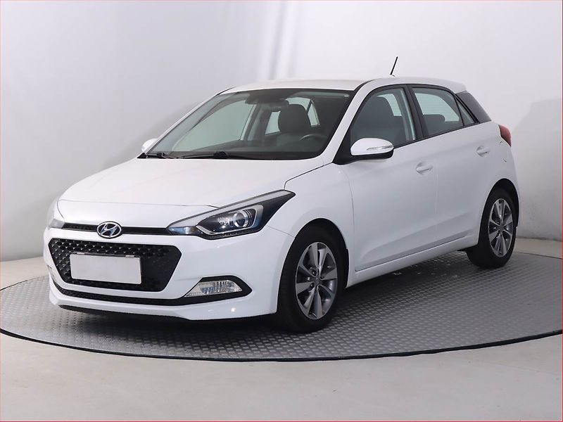 Hyundai i20 (2017) 1.4 CRDi, Tempomat - fotka 2 z 17