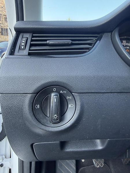 Škoda Octavia 1.6 TDI 85 kW - fotka 16 z 22