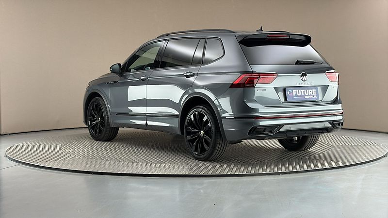 Volkswagen Tiguan Allspace 2.0 TDI DSG 4MOTION R-Line - fotka 2 z 30