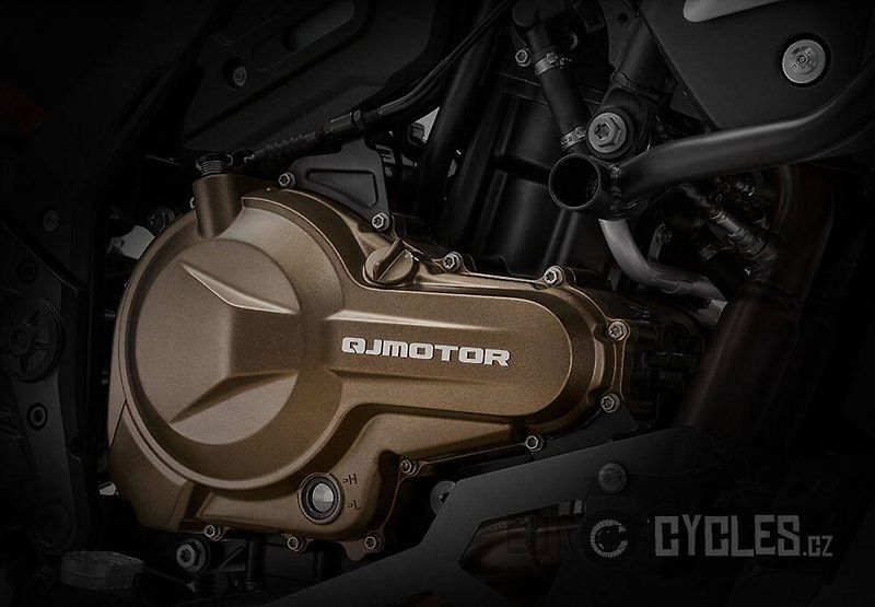 QJ Motor (2026) SRT 600 SX - fotka 9 z 17