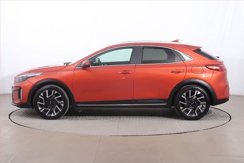 Kia XCeed (2023) Gold 1.5 T-GDI, Serv.kniha - fotka 3 z 25