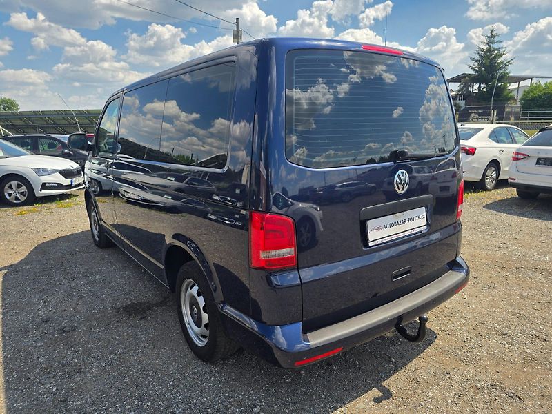 Volkswagen Multivan (2014) 2.0 TDi 103KW DSG pravidelný s - fotka 5 z 21