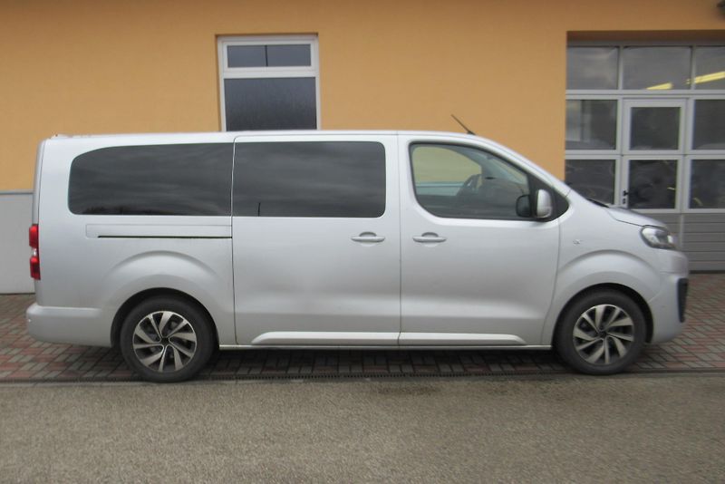 Citroën Jumpy SpaceTourer 8MÍST 1.MAJITEL - fotka 3 z 35