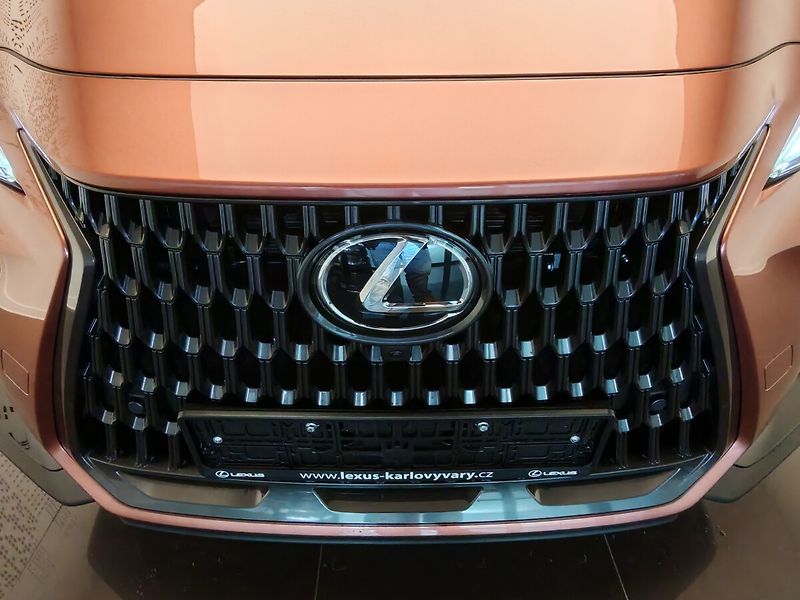 Lexus NX 450h plus 450h+ PRESTIGE Plug-in Hybrid - fotka 9 z 41