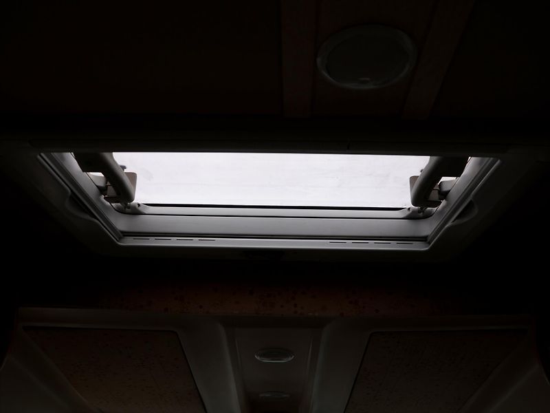 Fiat Ducato 2,5 85kW Pilote Galaxy 27MX - fotka 15 z 33