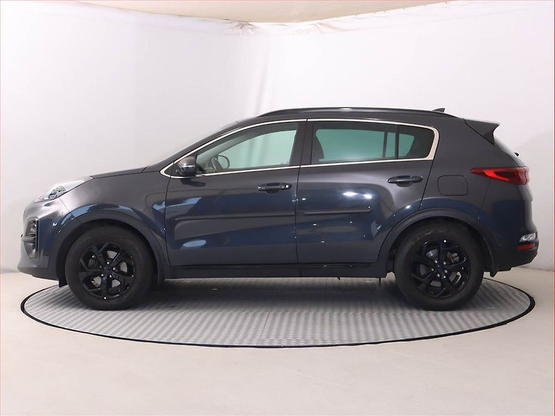 Kia Sportage (2021) 1.6 CRDi, Automat, Serv.kniha - fotka 3 z 23