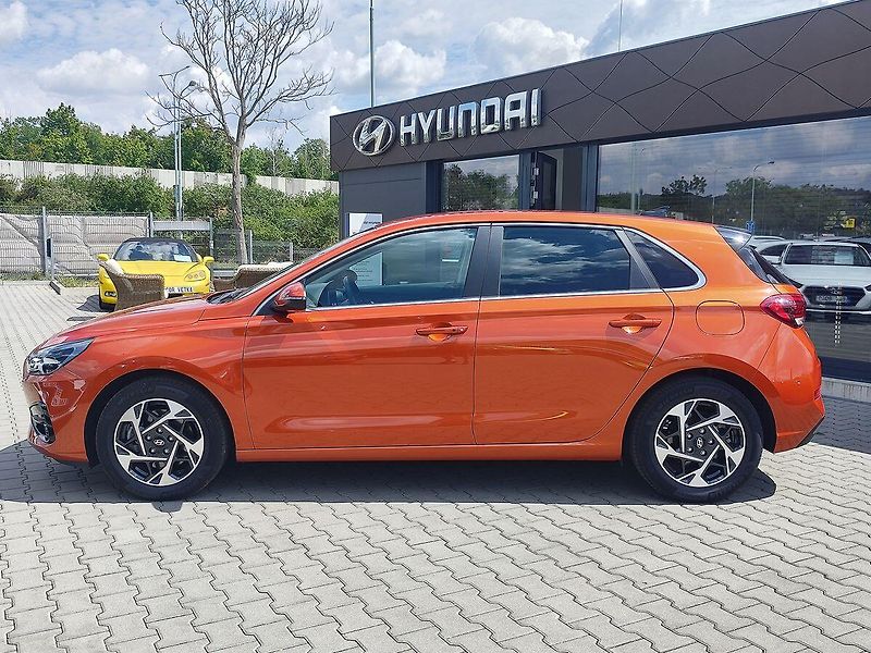 Hyundai i30 1.0 T-GDI/74kW Style DCT - fotka 8 z 37
