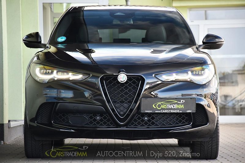 Alfa Romeo Stelvio 2.9V6 Bi-T.382 kW QUADRIFOGLIO - fotka 8 z 55