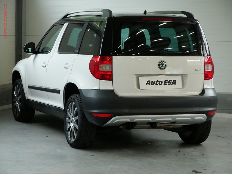 Škoda Yeti (2013) 1.2 TSi, Adventure, DSG - fotka 6 z 19