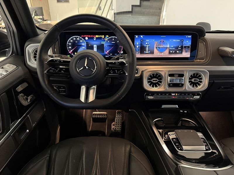 Mercedes-Benz Třídy G (2024) G 450 d /AMG/SUPERIOR/360/ESP - fotka 12 z 18