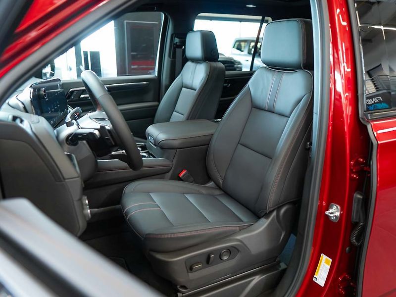 Chevrolet Tahoe (2026) 6.2 V8 4WD RST, 8 míst - fotka 16 z 39