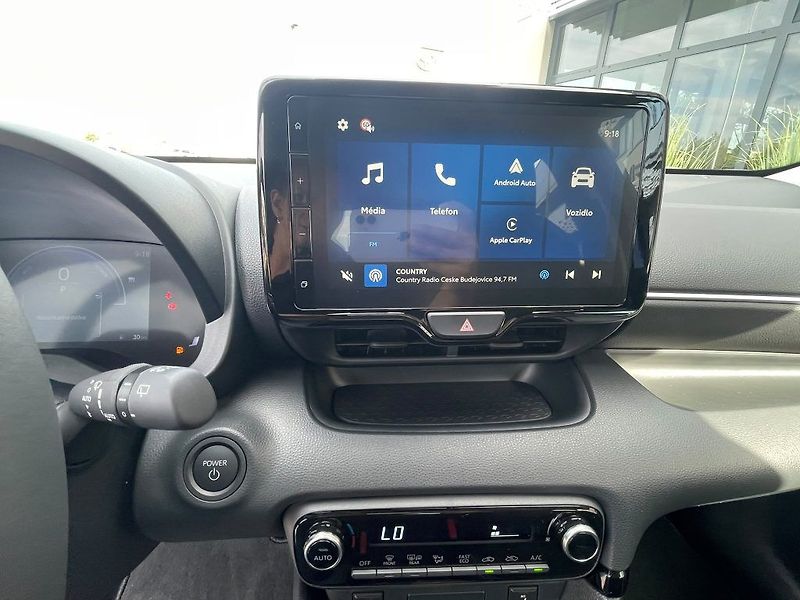 Toyota Yaris 1.5 Hybrid 116K Style - fotka 16 z 28