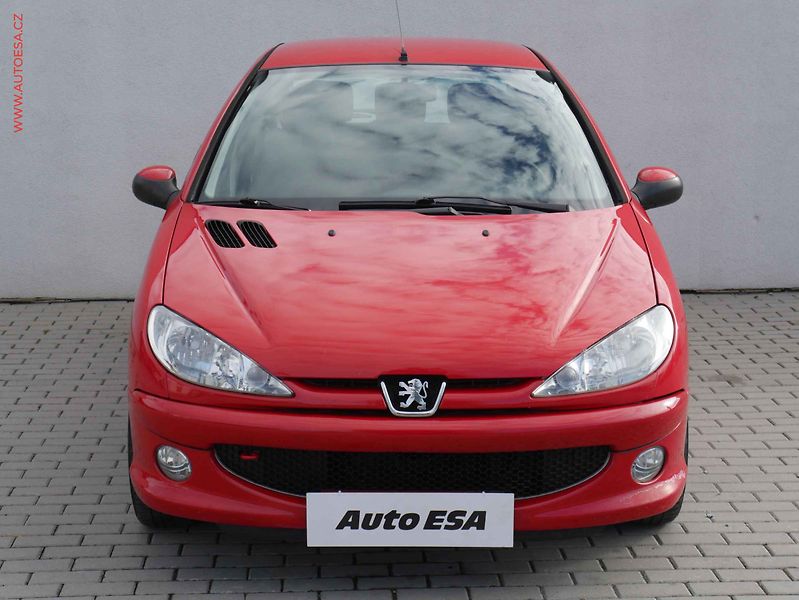 Peugeot 206 (2008) 1.4i, ČR, Klima - fotka 2 z 15