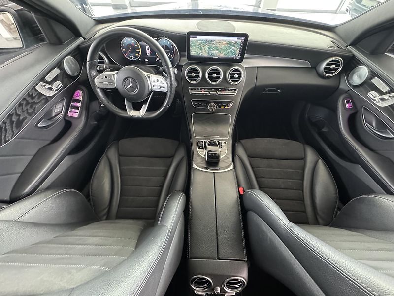 Mercedes-Benz Třídy C (2019) C200 4M AMG LED PANORAMA - fotka 9 z 29